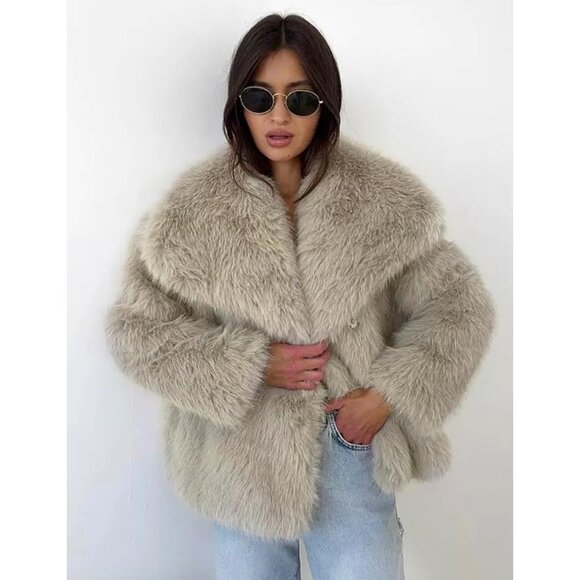 Womens Apricot Faux Fur Coat Fluffy Shaggy Long Sleeve Winter Warm Jacket - Picture 4 of 7